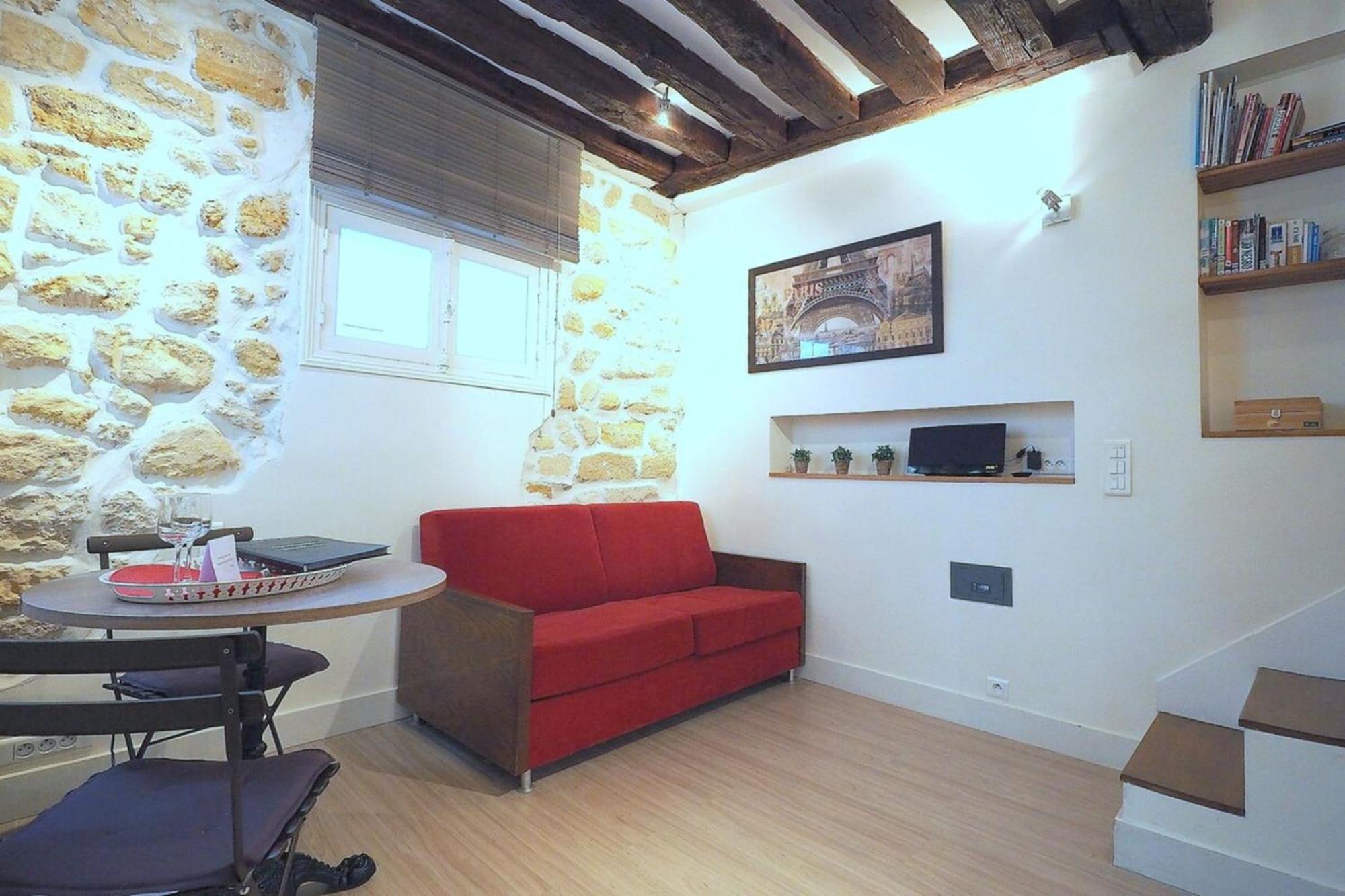 Louvre Parisian Duplex Apartment Exterior photo