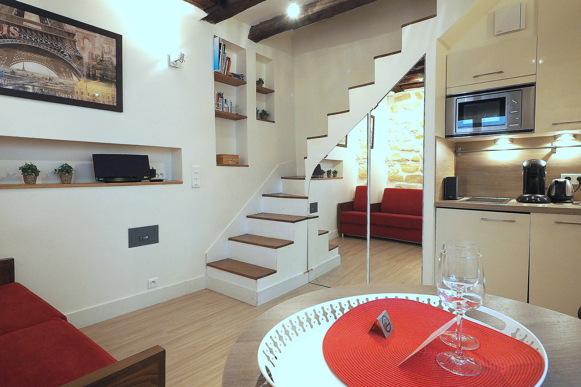 Louvre Parisian Duplex Apartment Exterior photo