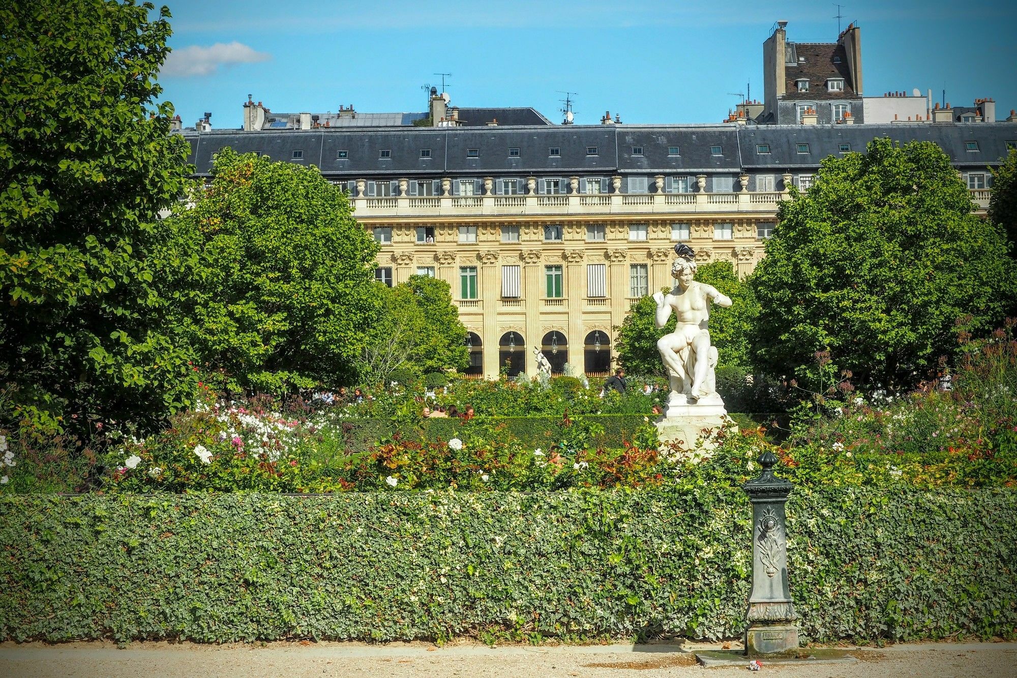 Louvre Parisian Duplex Apartment Exterior photo