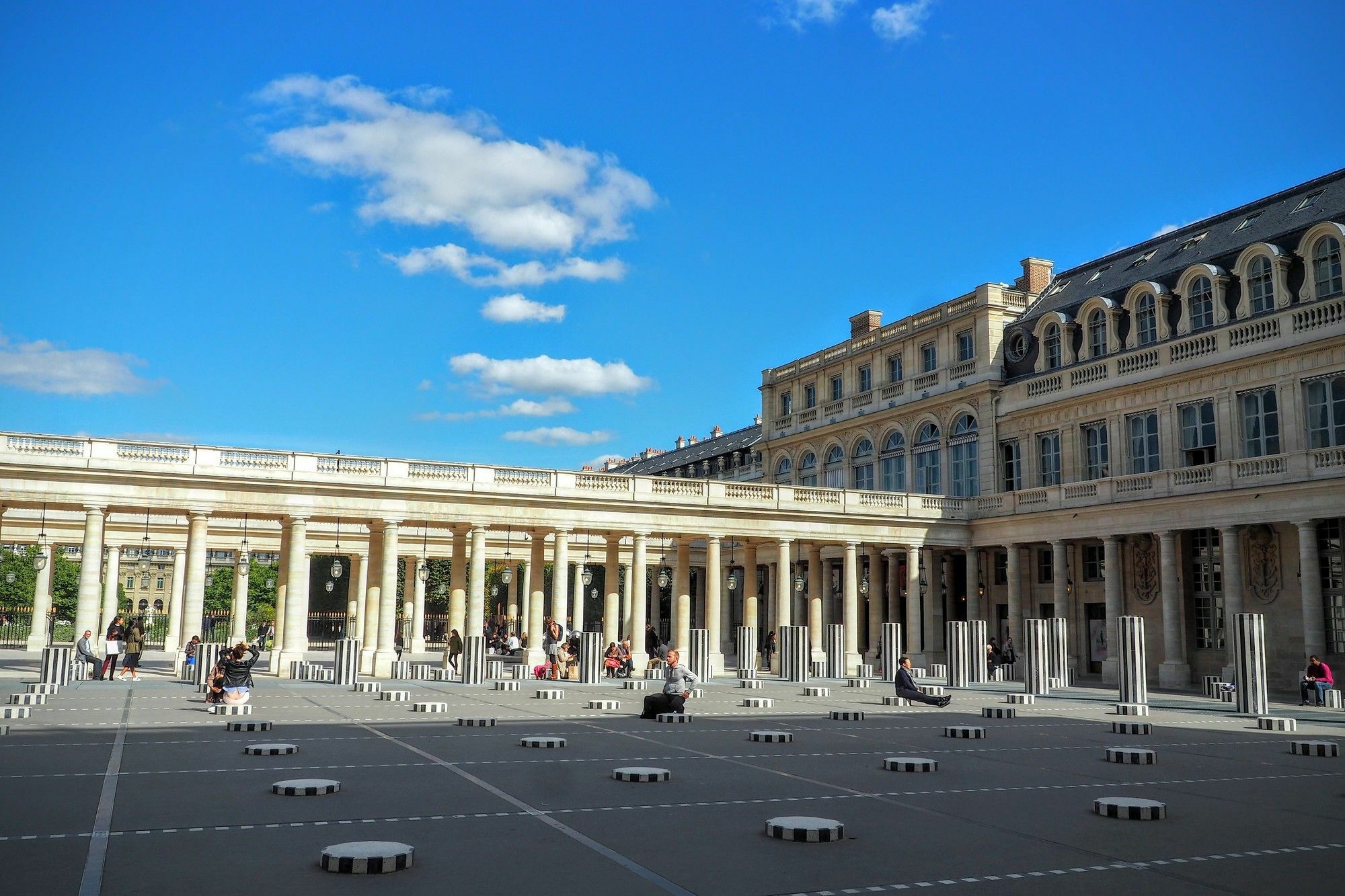 Louvre Parisian Duplex Apartment Exterior photo